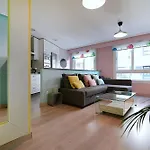 En El Centro De Con Parking Apartment
