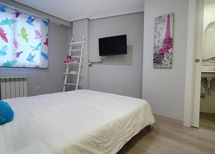 En El Centro De Con Parking Apartmán