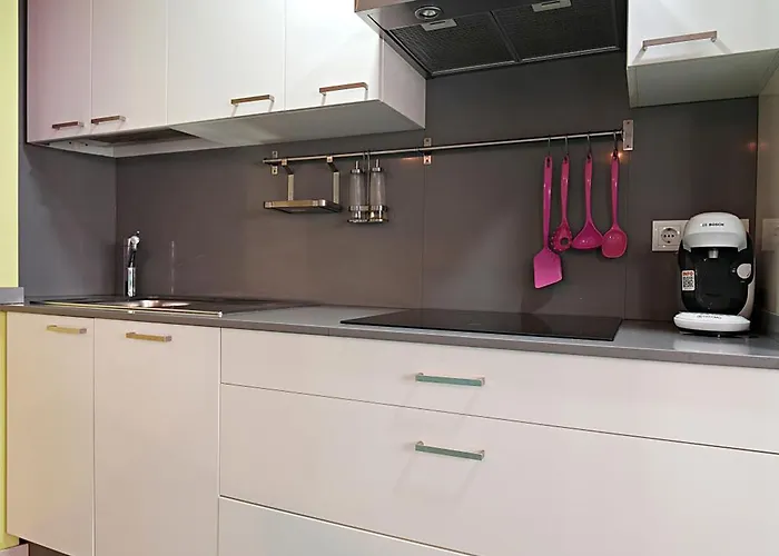 En El Centro De Con Parking Apartmán