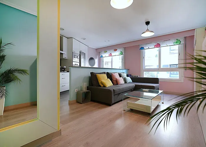 En El Centro De Con Parking Apartmán